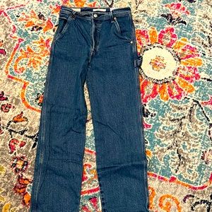 Levi’s size 27 rib cage straight